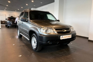 CHEVROLET NIVA