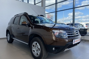 RENAULT DUSTER