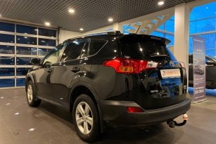 TOYOTA RAV 4