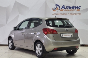 KIA VENGA