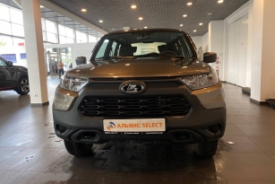 LADA NIVA TRAVEL