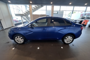 LADA VESTA