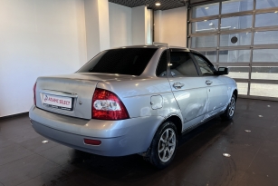 LADA PRIORA