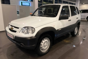 CHEVROLET NIVA