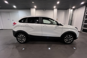 LADA XRAY