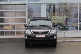 LEXUS LX570