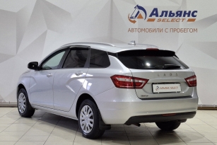 LADA VESTA