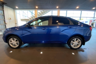 LADA VESTA