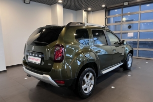 RENAULT DUSTER