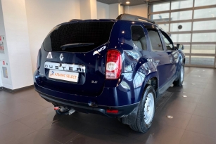 RENAULT DUSTER