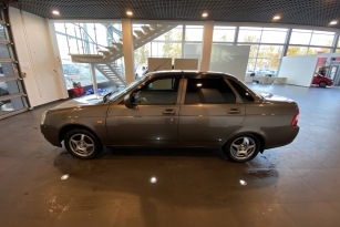 LADA PRIORA