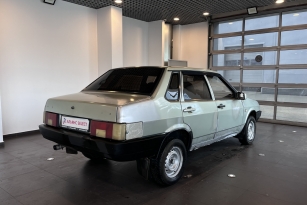 LADA 2109