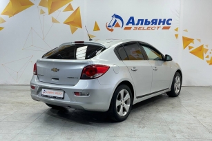 CHEVROLET CRUZE