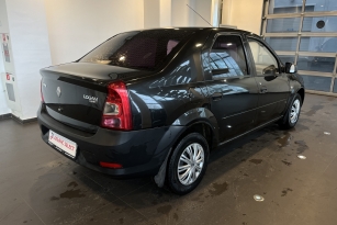 RENAULT LOGAN