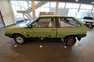 LADA 2108