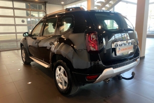 RENAULT DUSTER