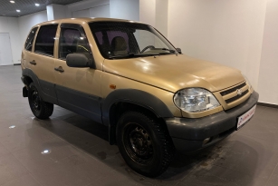 CHEVROLET NIVA
