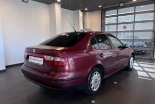 SEAT TOLEDO