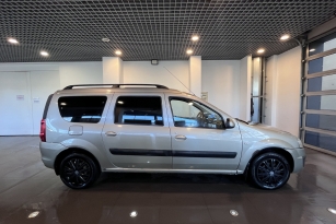 LADA LARGUS