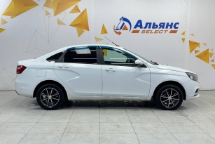 LADA VESTA