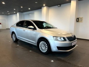 SKODA OKTAVIA