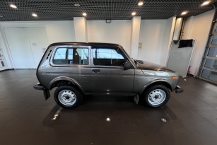 LADA 2121 (4X4)