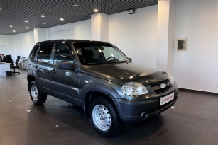 CHEVROLET NIVA