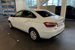 LADA VESTA