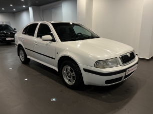 SKODA OKTAVIA