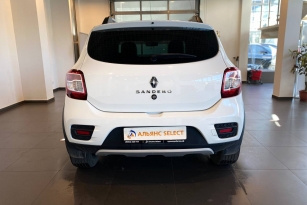 RENAULT SANDERO