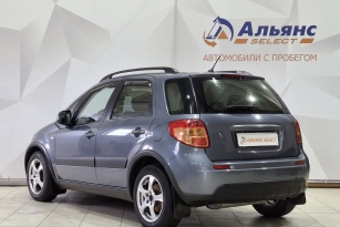 SUZUKI SX4