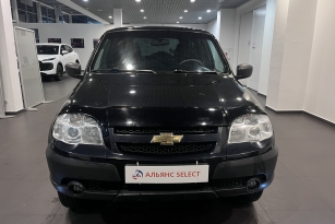 CHEVROLET NIVA