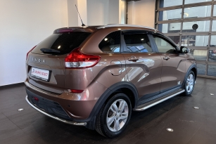 LADA XRAY