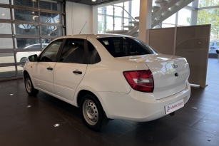 LADA GRANTA