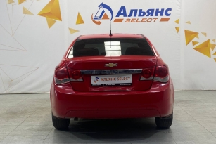 CHEVROLET CRUZE