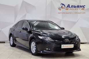 TOYOTA CAMRY