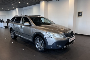 SKODA OKTAVIA