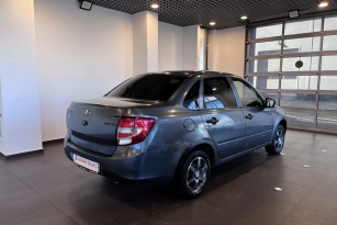 LADA GRANTA