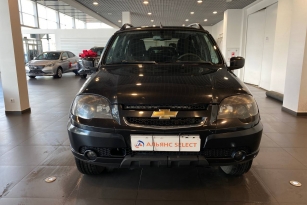 CHEVROLET NIVA