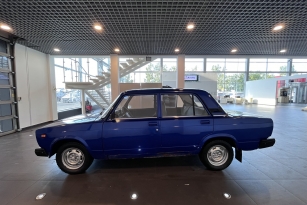 LADA 2107
