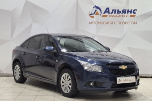 CHEVROLET CRUZE