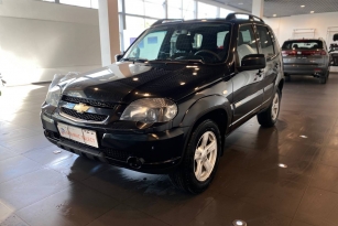 CHEVROLET NIVA