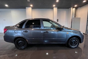 LADA GRANTA