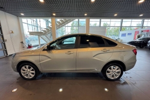 LADA VESTA
