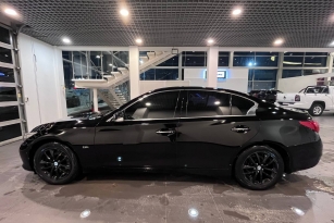 INFINITI Q50