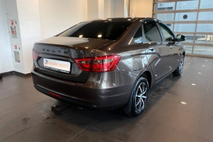 LADA VESTA