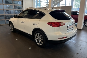 INFINITI QX50