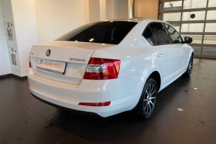 SKODA OKTAVIA