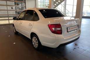 LADA GRANTA