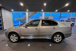 SKODA OKTAVIA